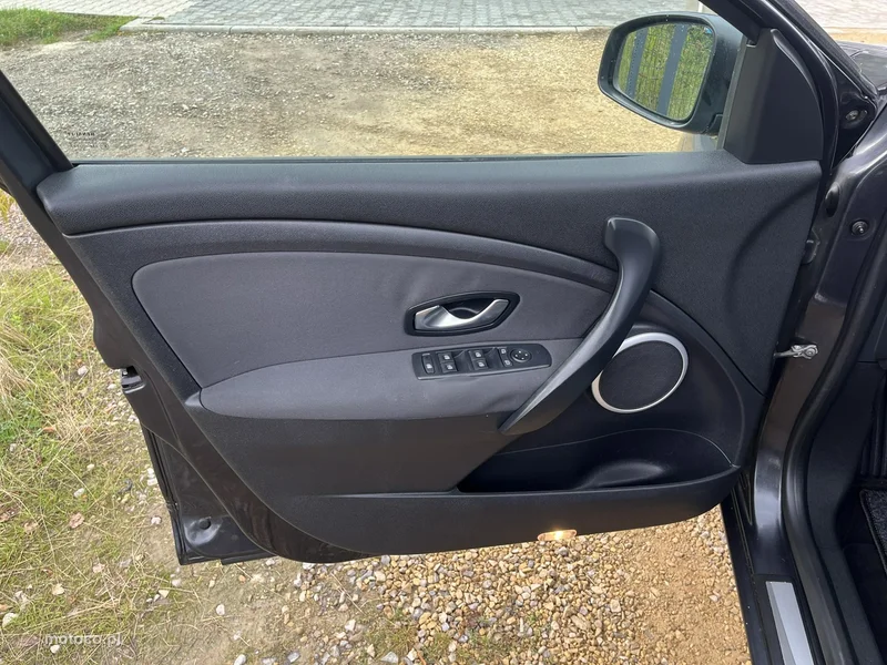 Renault Megane III 13