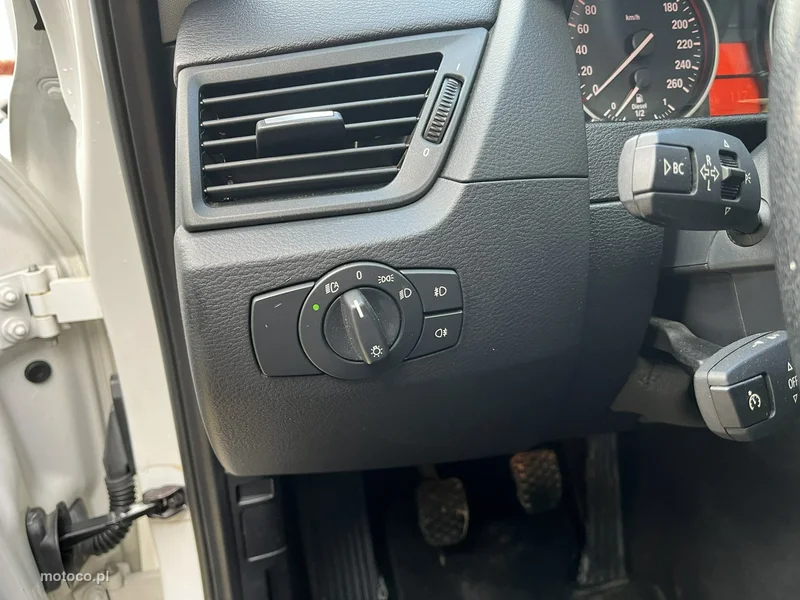 BMW X1 E84 17