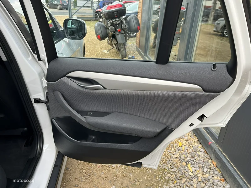 BMW X1 E84 24