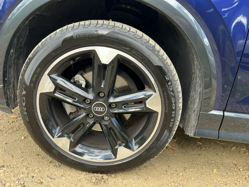 Audi Q2 13