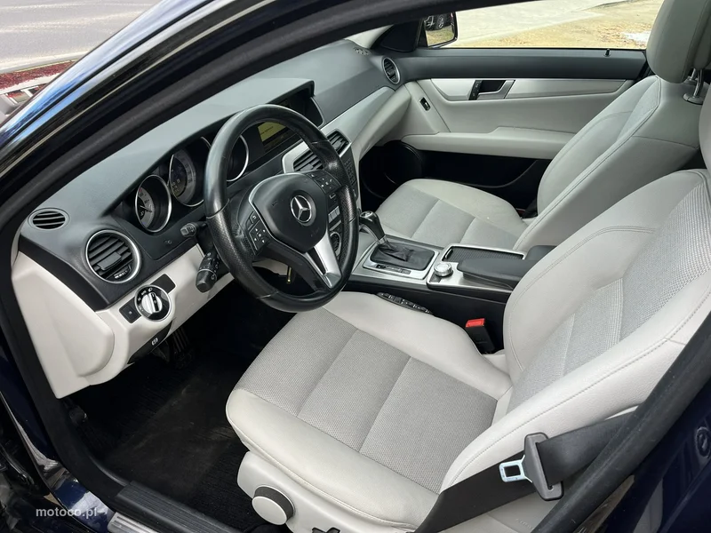 Mercedes-Benz Klasa C W204 C 220 16