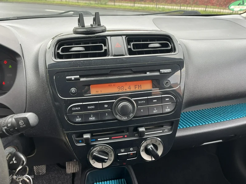 Mitsubishi Space Star 11