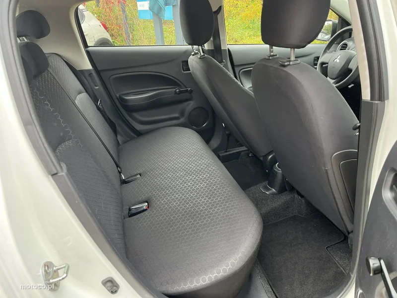 Mitsubishi Space Star 16