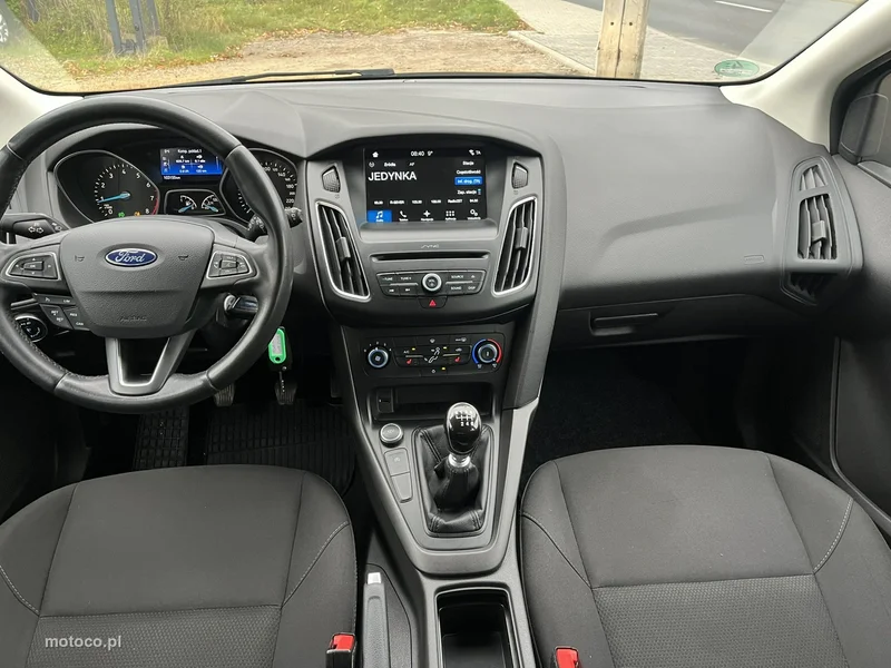 Ford Focus III 13