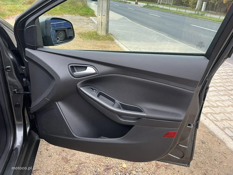 Ford Focus III 22