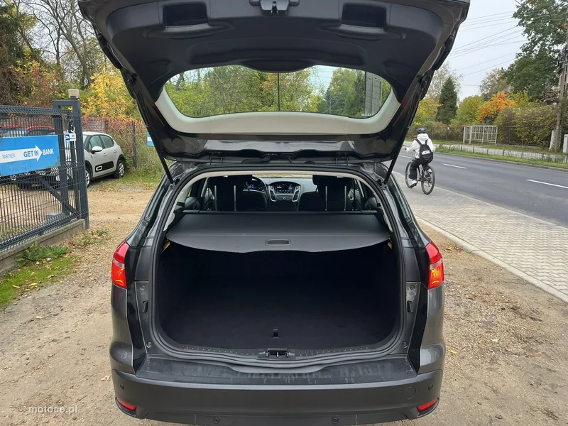 Ford Focus III 25