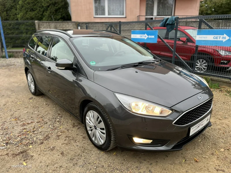 Ford Focus III 4