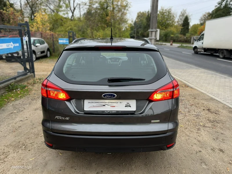 Ford Focus III 9