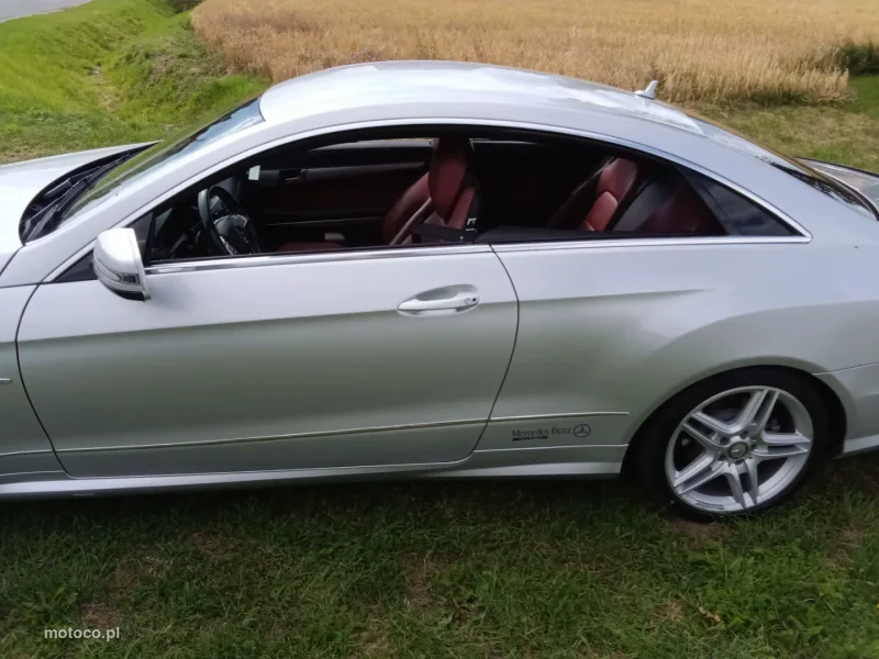 Mercedes-Benz Klasa E W212 E 350 11