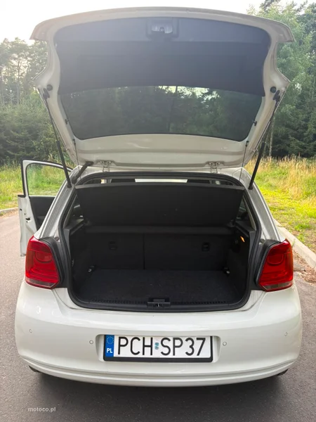 Volkswagen Polo V 6R 8