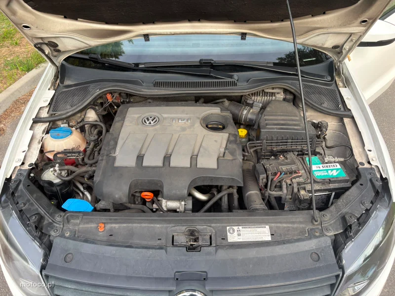 Volkswagen Polo V 6R 13
