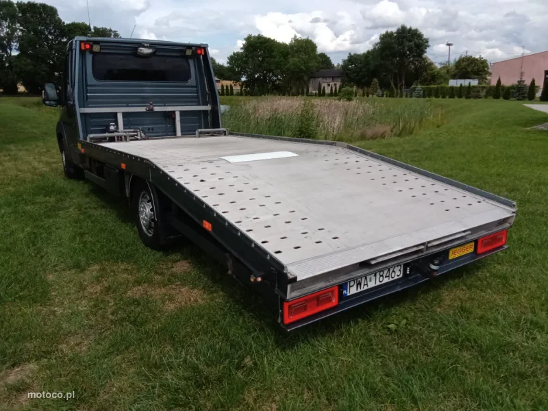 Peugeot Boxer 18