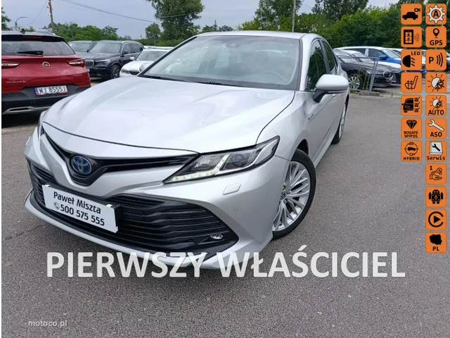 Toyota Camry XV70