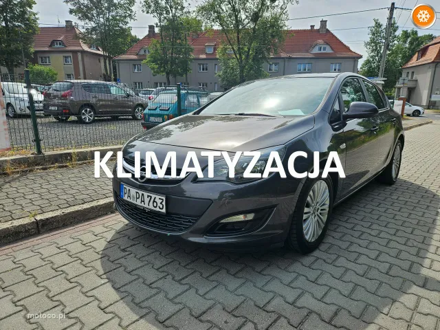 Opel Astra J