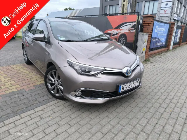 Toyota Auris E180