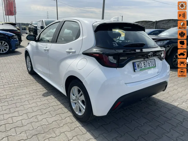 Toyota Yaris XP210