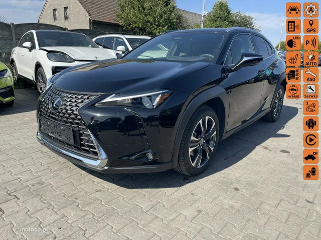 Lexus UX