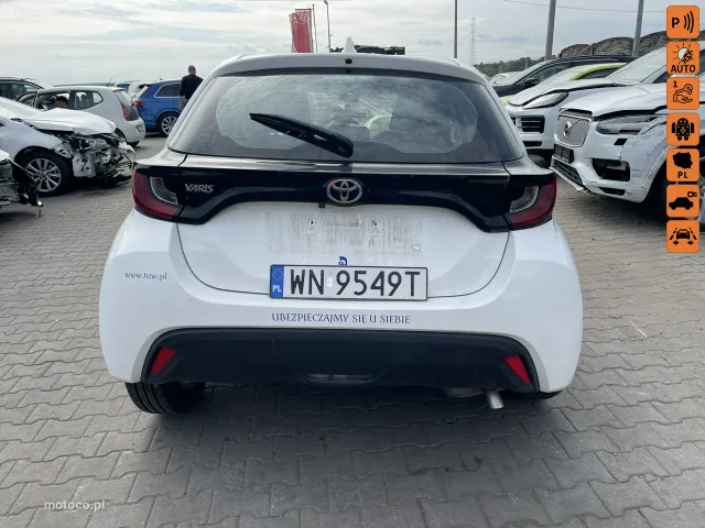 Toyota Yaris XP210