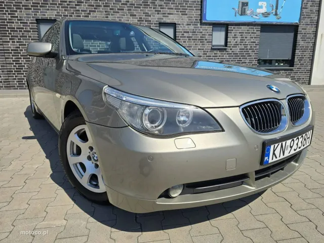 BMW Seria 5 E60 M550i