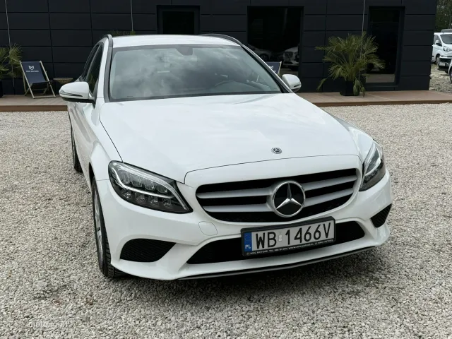 Mercedes-Benz Klasa C W205 C 220