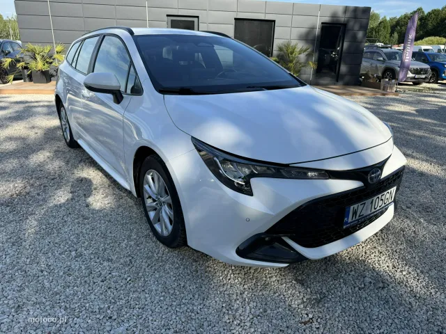 Toyota Corolla E210