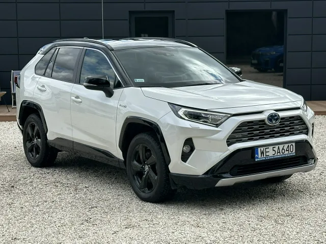 Toyota RAV 4 XA50