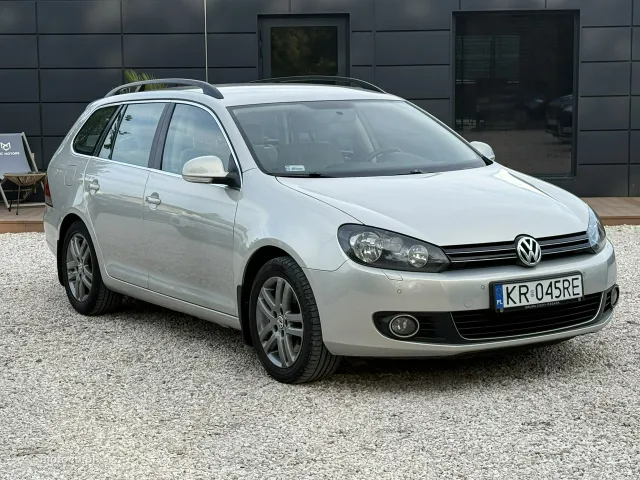 Volkswagen Golf VI