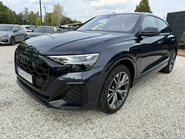 Audi Q8 4M