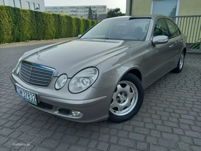 Mercedes-Benz Klasa E W211 E 220