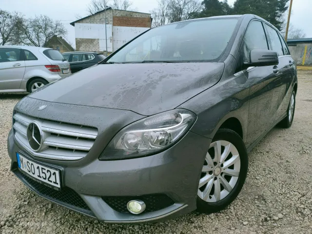 Mercedes-Benz Klasa B W246 B 180