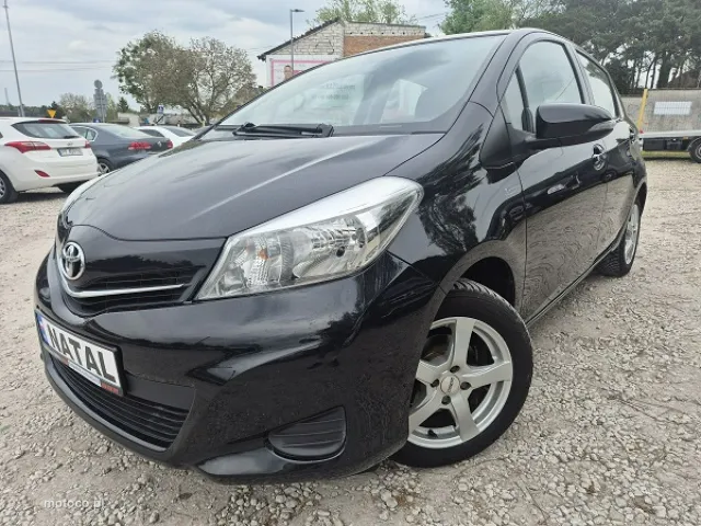 Toyota Yaris XP130