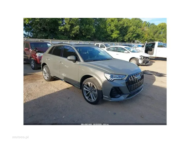 Audi Q3 F3