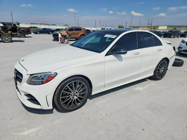 Mercedes-Benz Klasa C W205 C 300