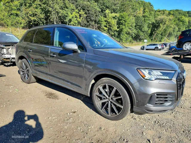 Audi Q7 4M