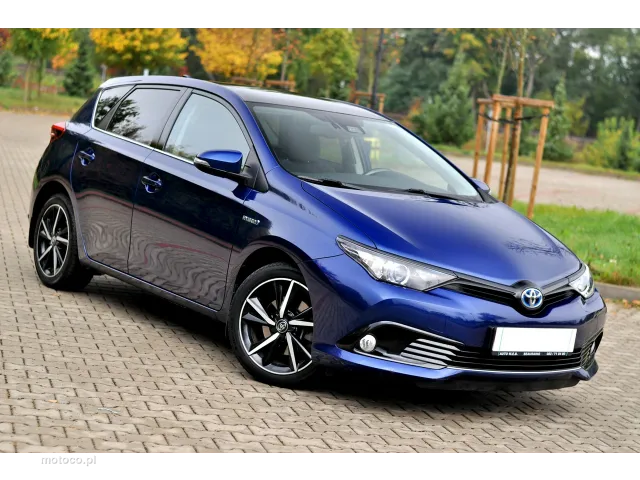 Toyota Auris E180