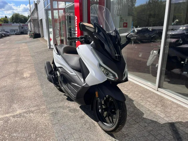 Honda NSS