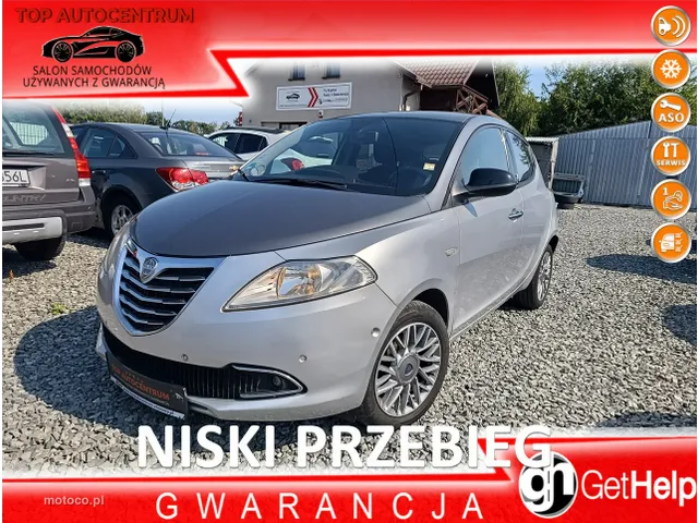Lancia Ypsilon