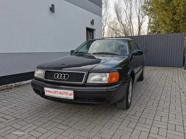 Audi 100