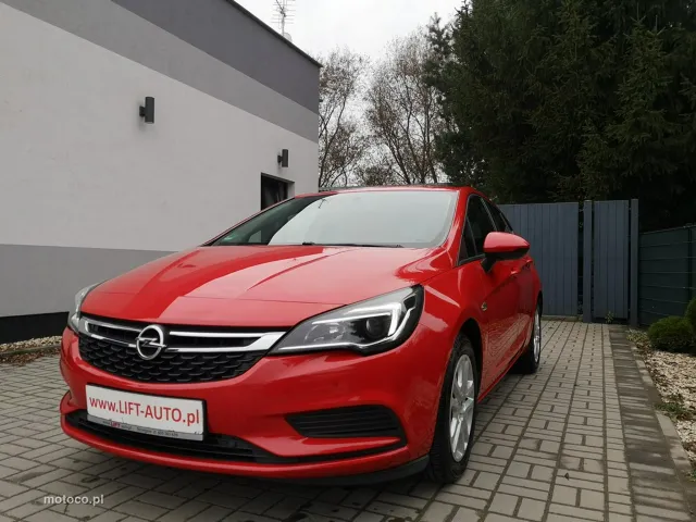 Opel Astra K