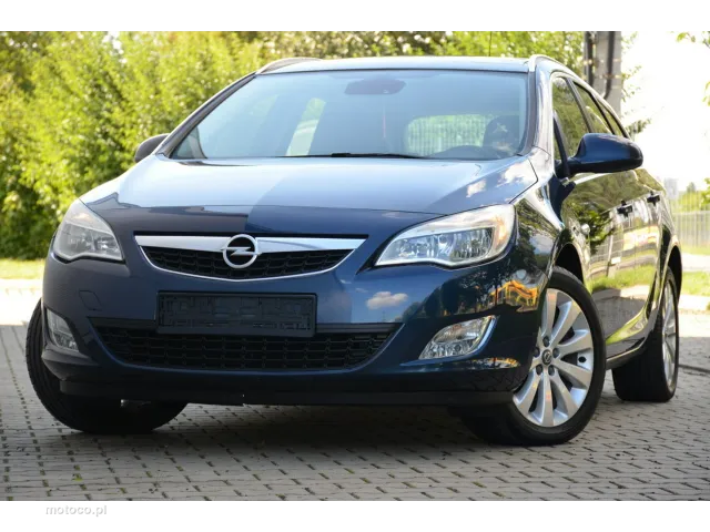 Opel Astra J