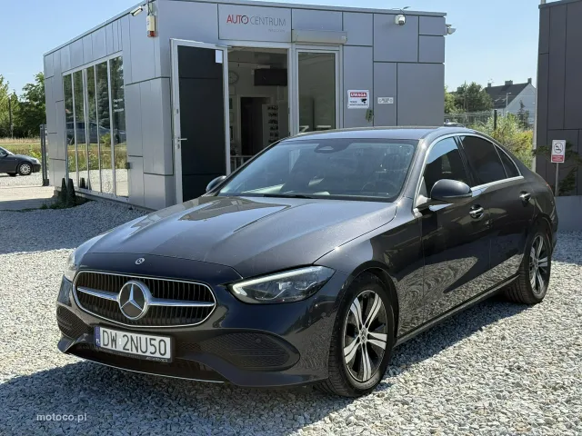 Mercedes-Benz Klasa C W206 C 200