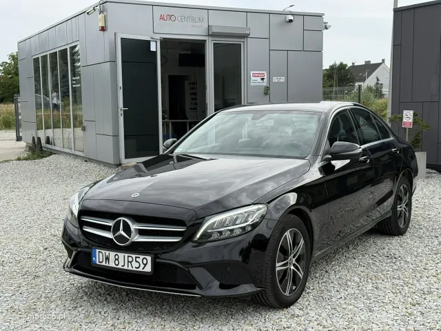 Mercedes-Benz Klasa C W205 C 180