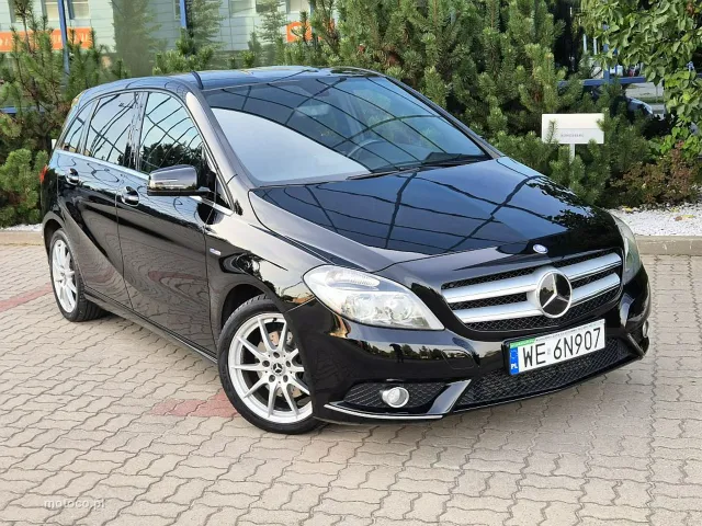 Mercedes-Benz Klasa B W246 B 180