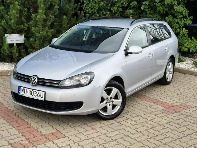 Volkswagen Golf VI