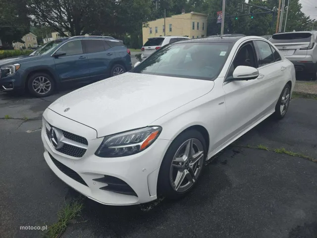 Mercedes-Benz Klasa C W205 C 300