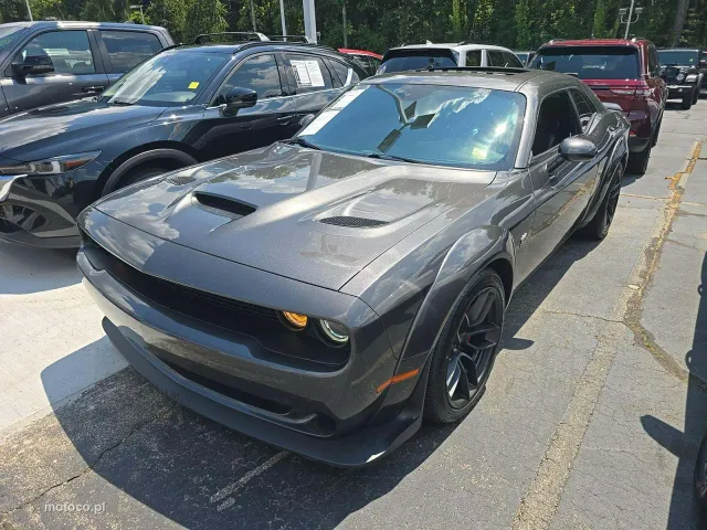 Dodge Challenger