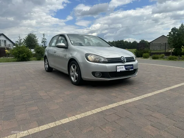 Volkswagen Golf VI