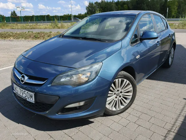 Opel Astra J
