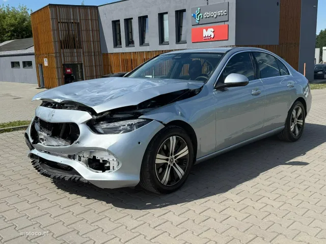 Mercedes-Benz Klasa C W206 C 200