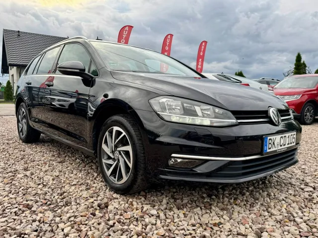 Volkswagen Golf VII